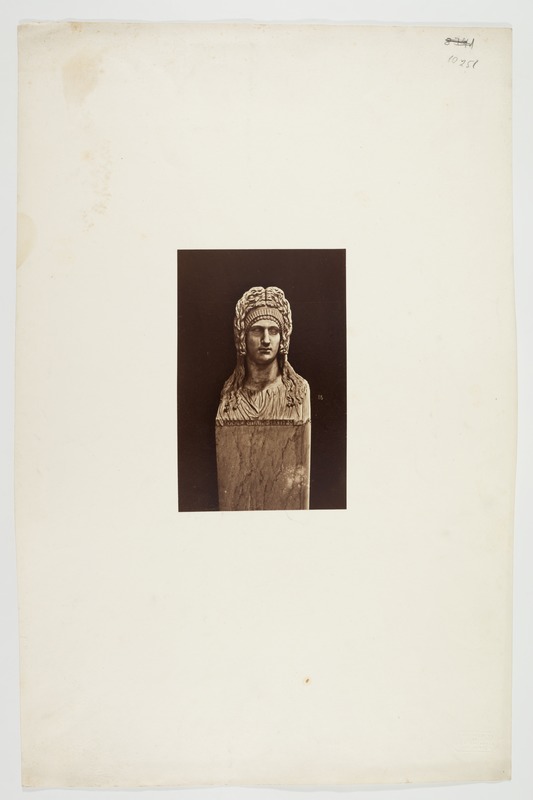 Herm (tragöödia allegooria). Skulptuur Vatikani muuseumis Roomas