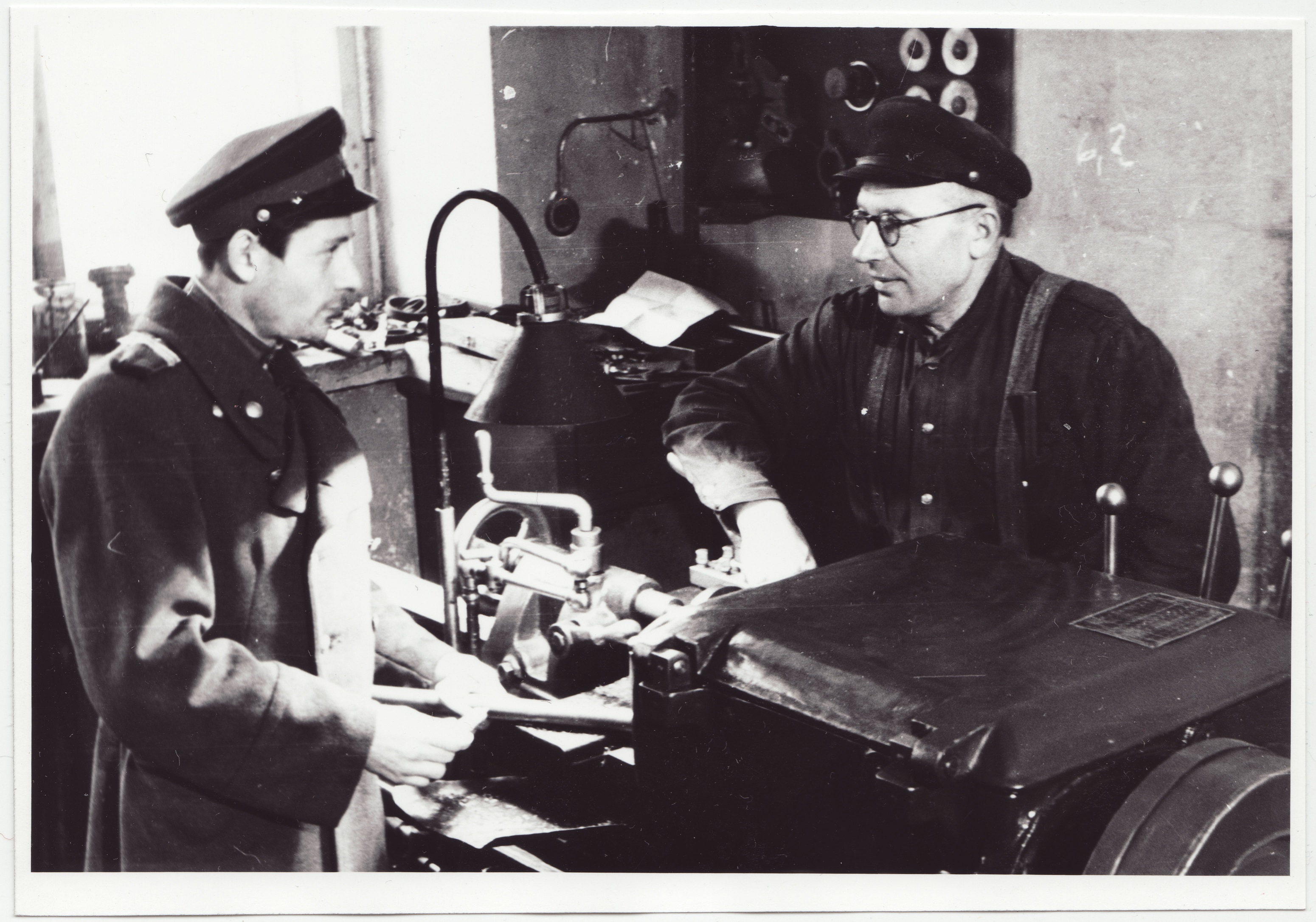 V STTK meistrid Lambut ja Vennola treipingi juures, 1952.a.