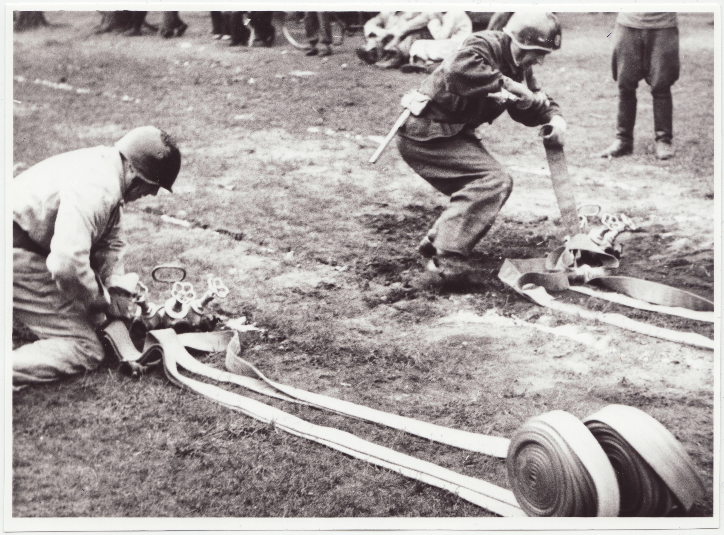 Takistusribal voolikute ühendamine, 1954.a.