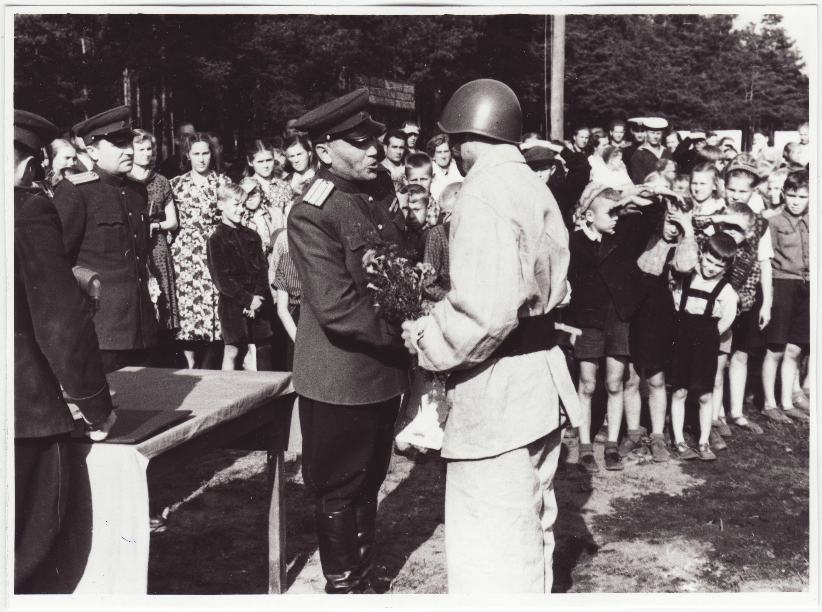 Võitjate autasustamine, 1954.a.