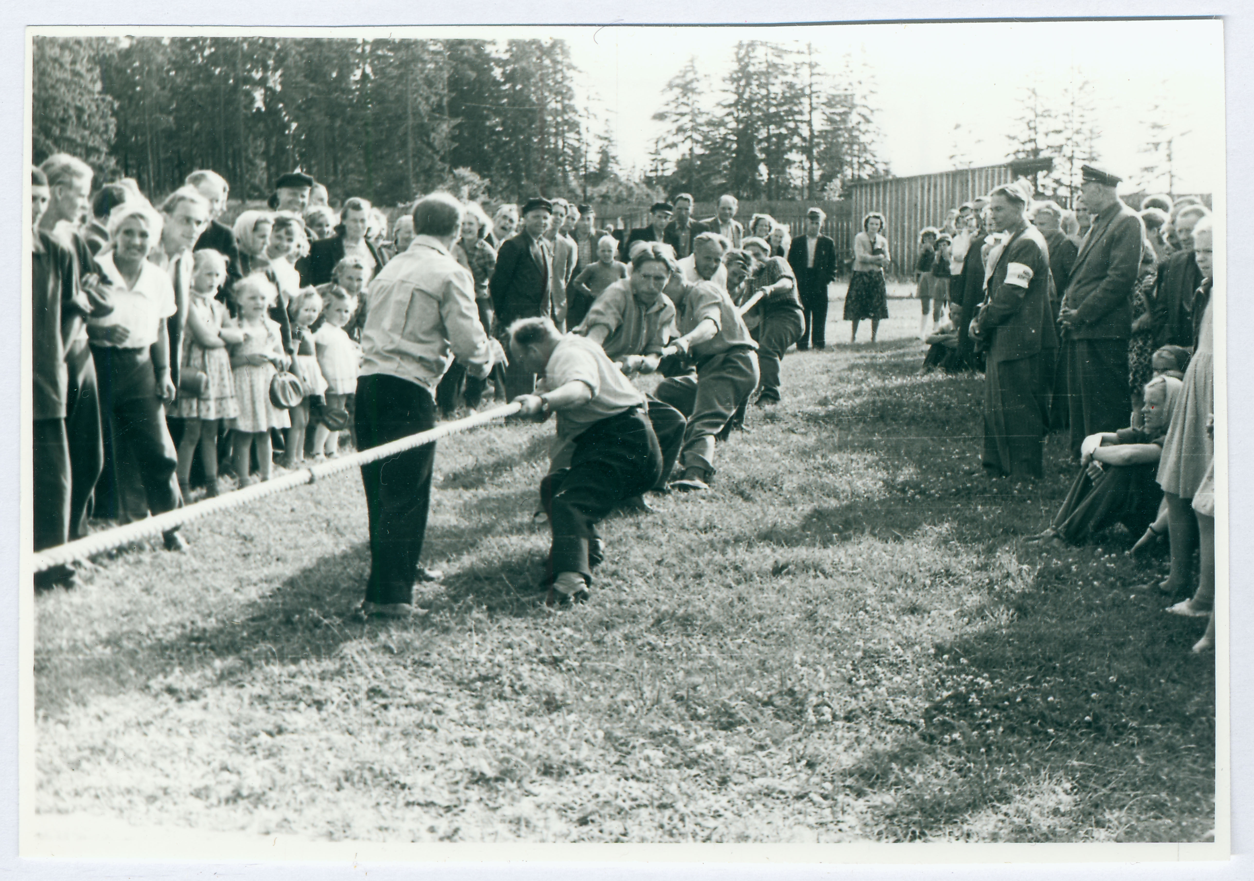 Tapa VTÜ tuletõrjevõistlused. Köievedu 1959