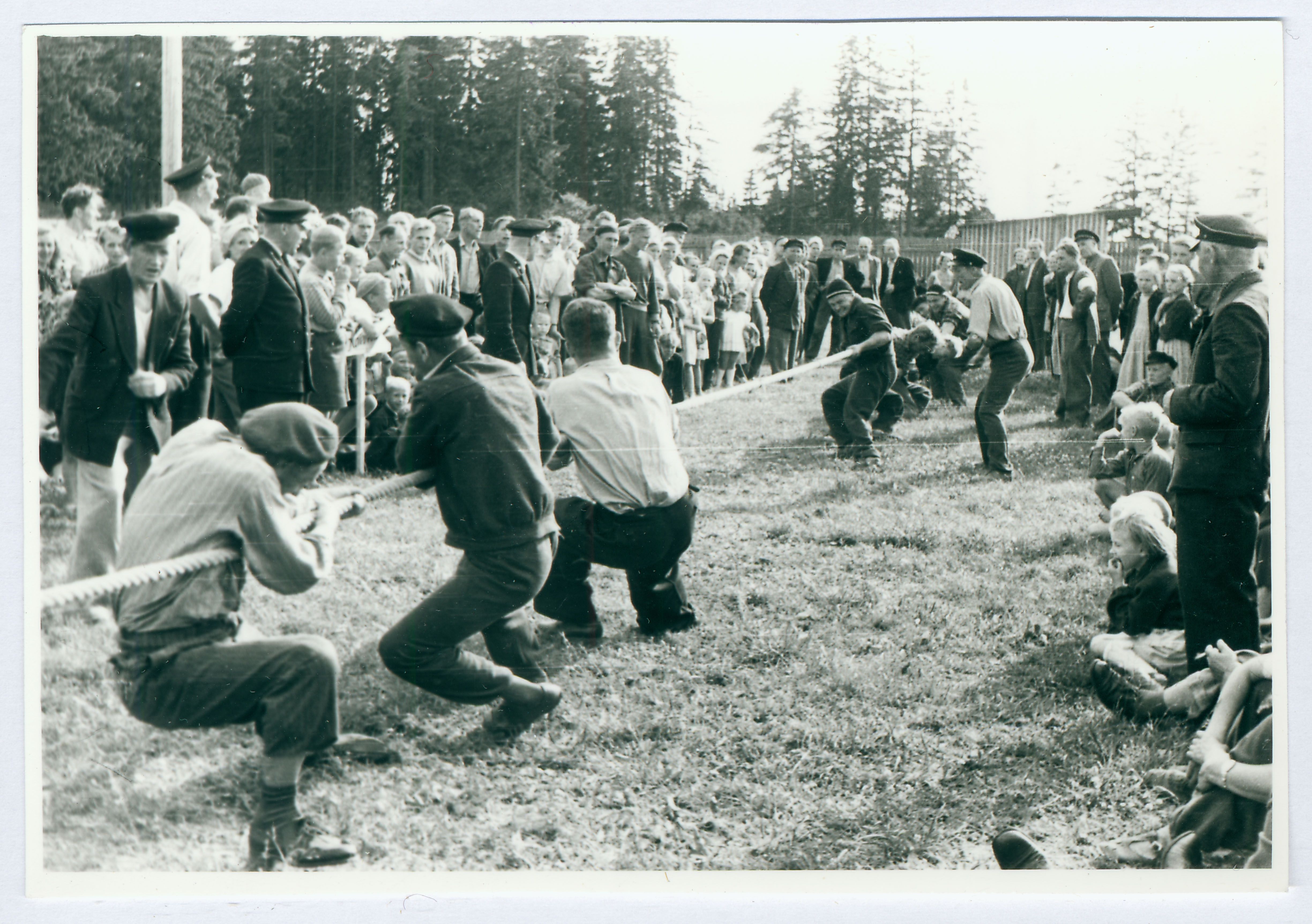 Tapa VTÜ tuletõrjevõistlused. Köievedu 1959