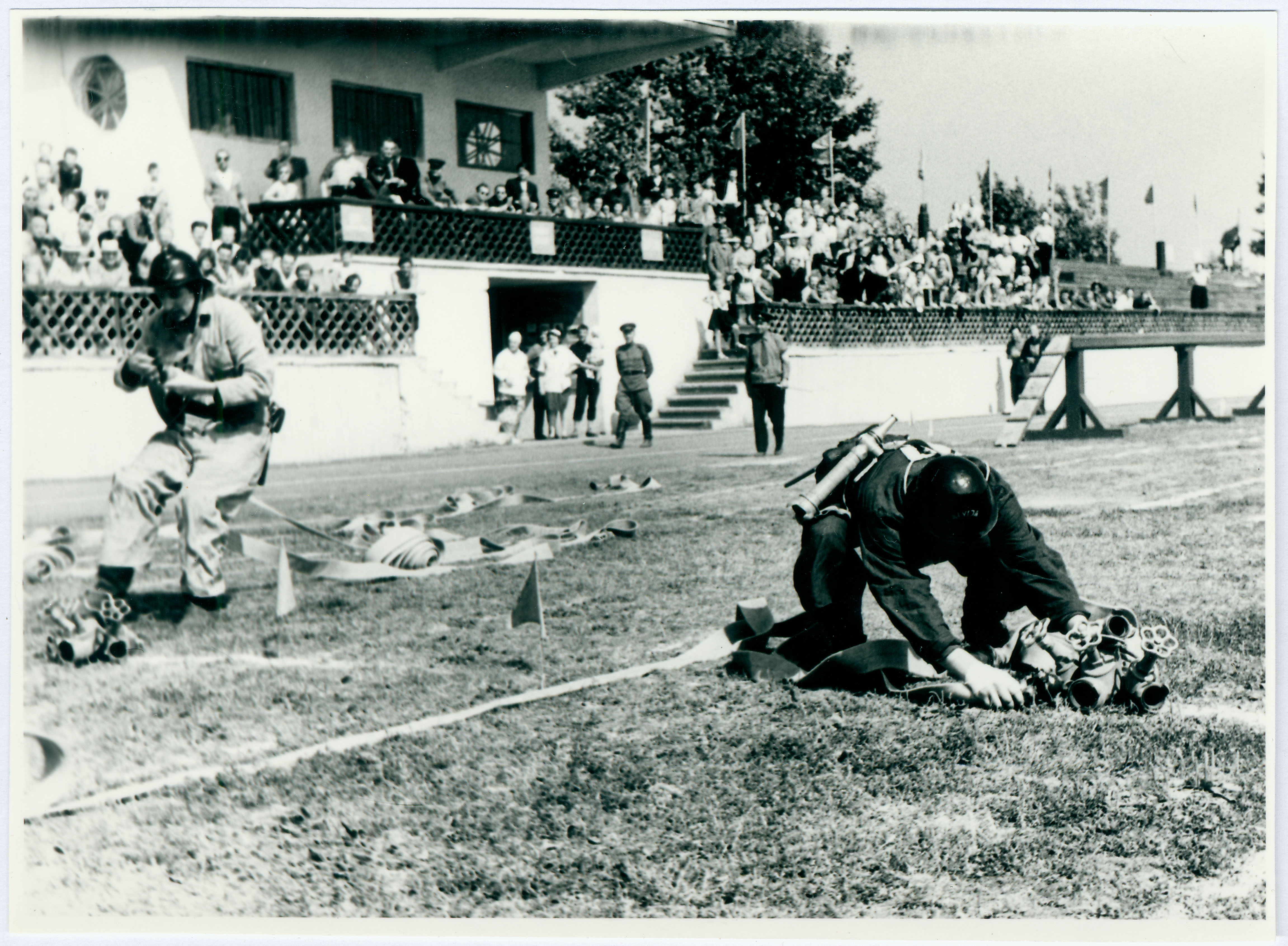 3. Balti tuletõrjespordi spartakiaad: Takistusriba ületamisel, 1963.a.