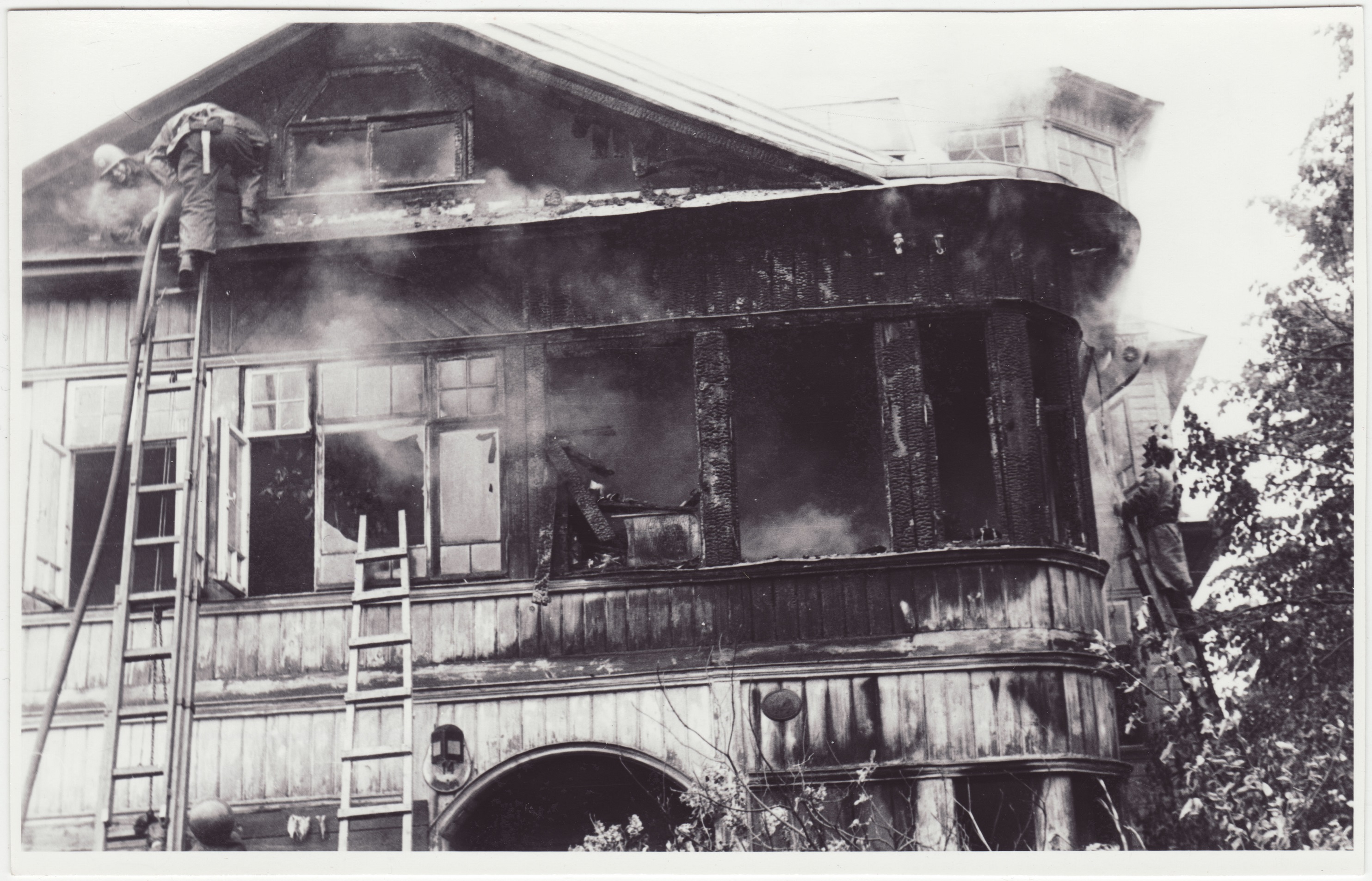 Tulekahju kustutamine elumajas, 1956.a.
