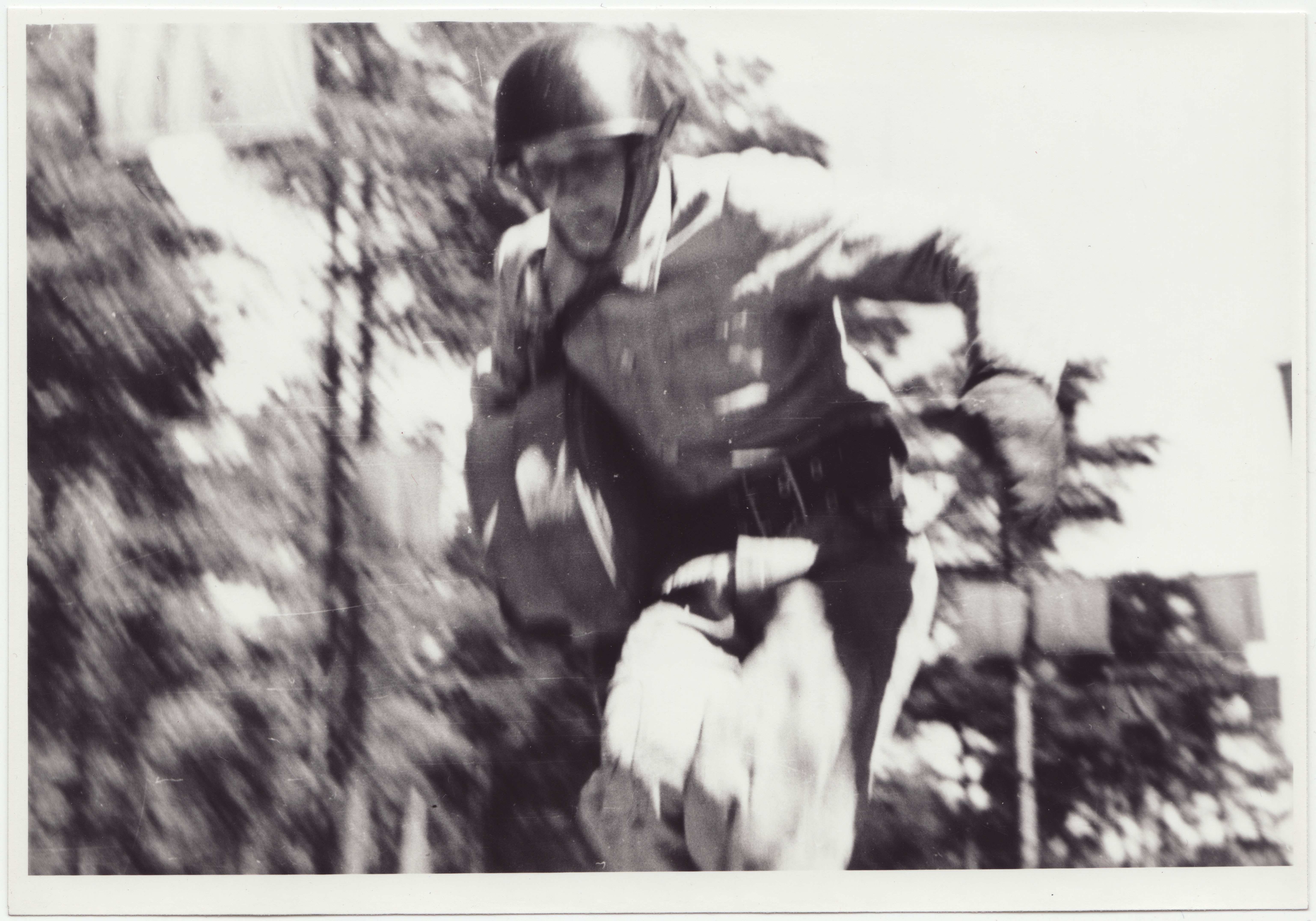 Tuletõrjevõistlused: 100m takistusribal poomi ületamine, 1949.a.