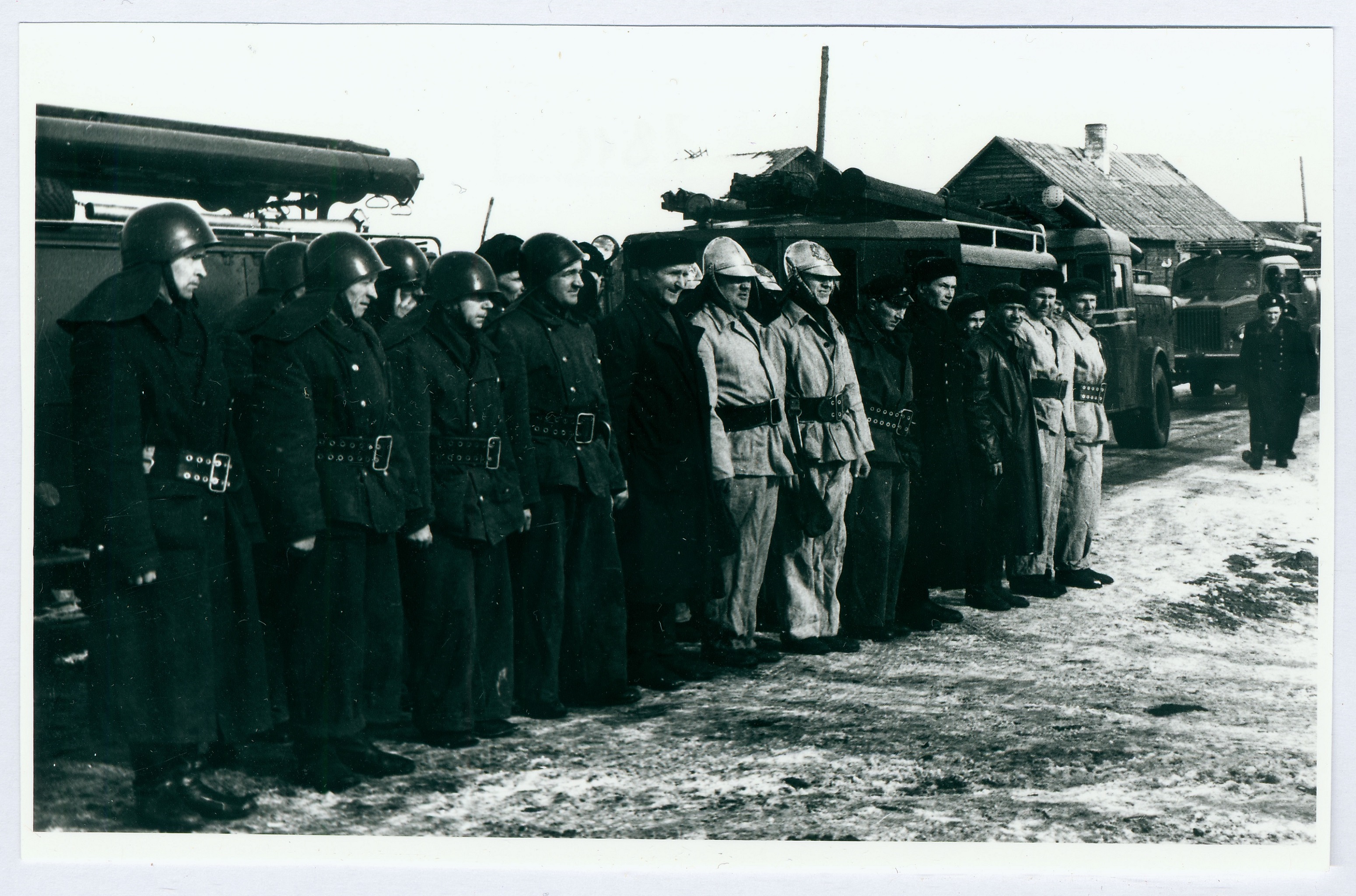 Tartu puidukombinaadi VTS liikmeid, kontrollimise ajal 1960