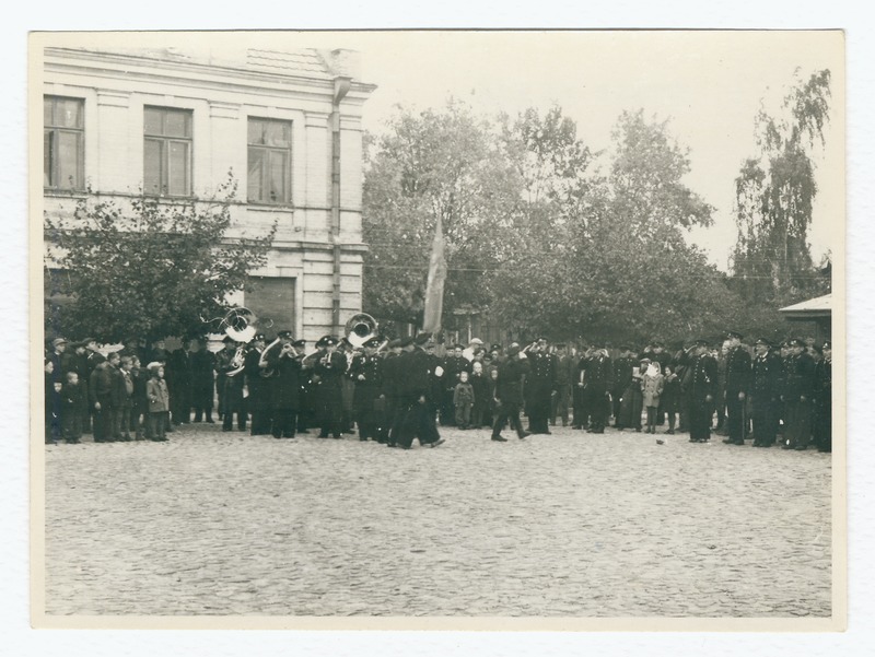 Tuletõrjeparaad Haapsalus