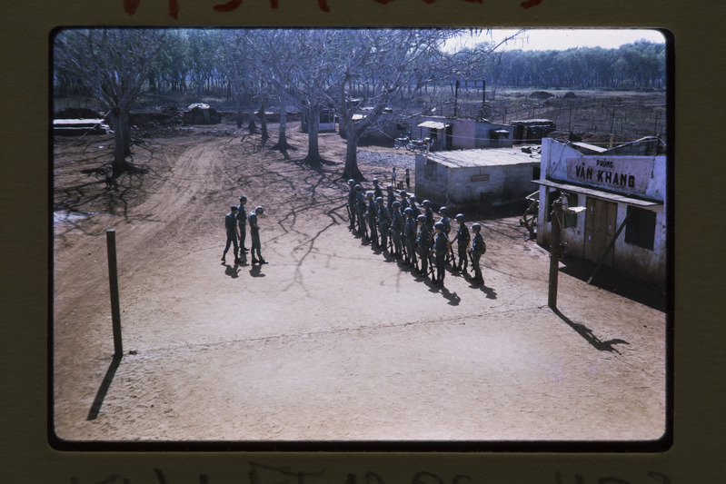 Austraalia sõdurite baasis Binh Bas oodatakse külastajaid