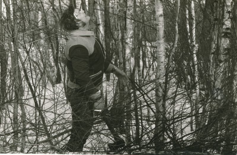 Foto. Haapsalu Sidesõlme laupäevak kevadel 1986. Võsa raiumine Haapsalu-Pärnu liinil. Rein Mets.