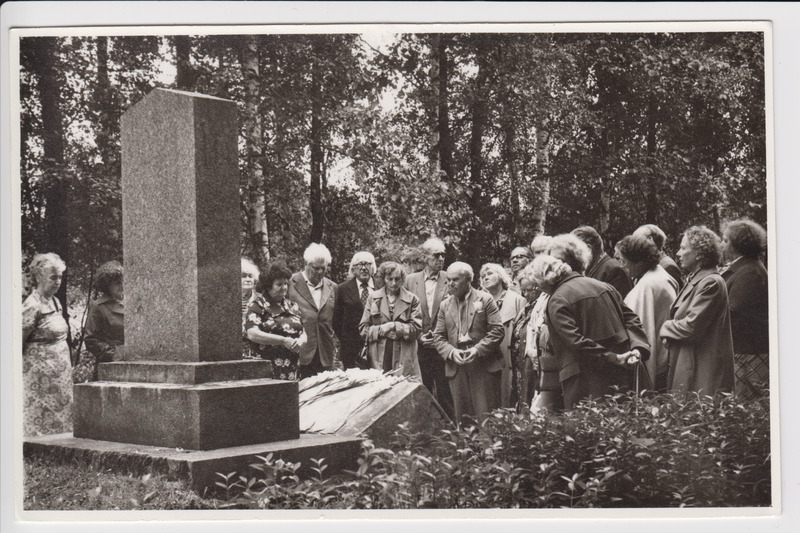 Saksa okupatsiooni ajal hukatute mälestusmärk, Põltsamaa, Riivli