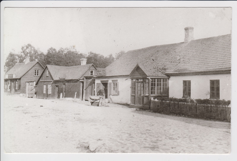 Põltsamaa, Jõgeva maantee majad
