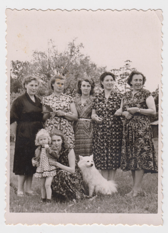 Põltsamaa raamatukaupluse töötajad