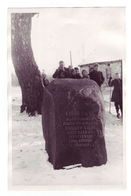 Kivi tekstiga " Vilde kask"
