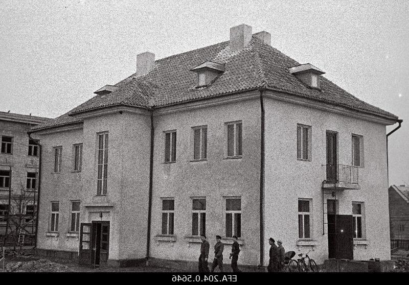 New building in the centre of Orissaare district.