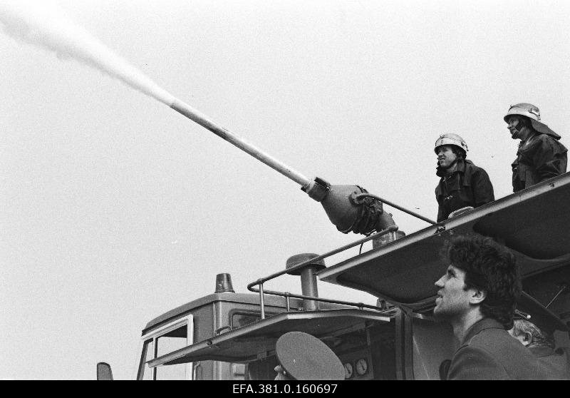 Firefighters in the Narva Fire Garnison at the study.