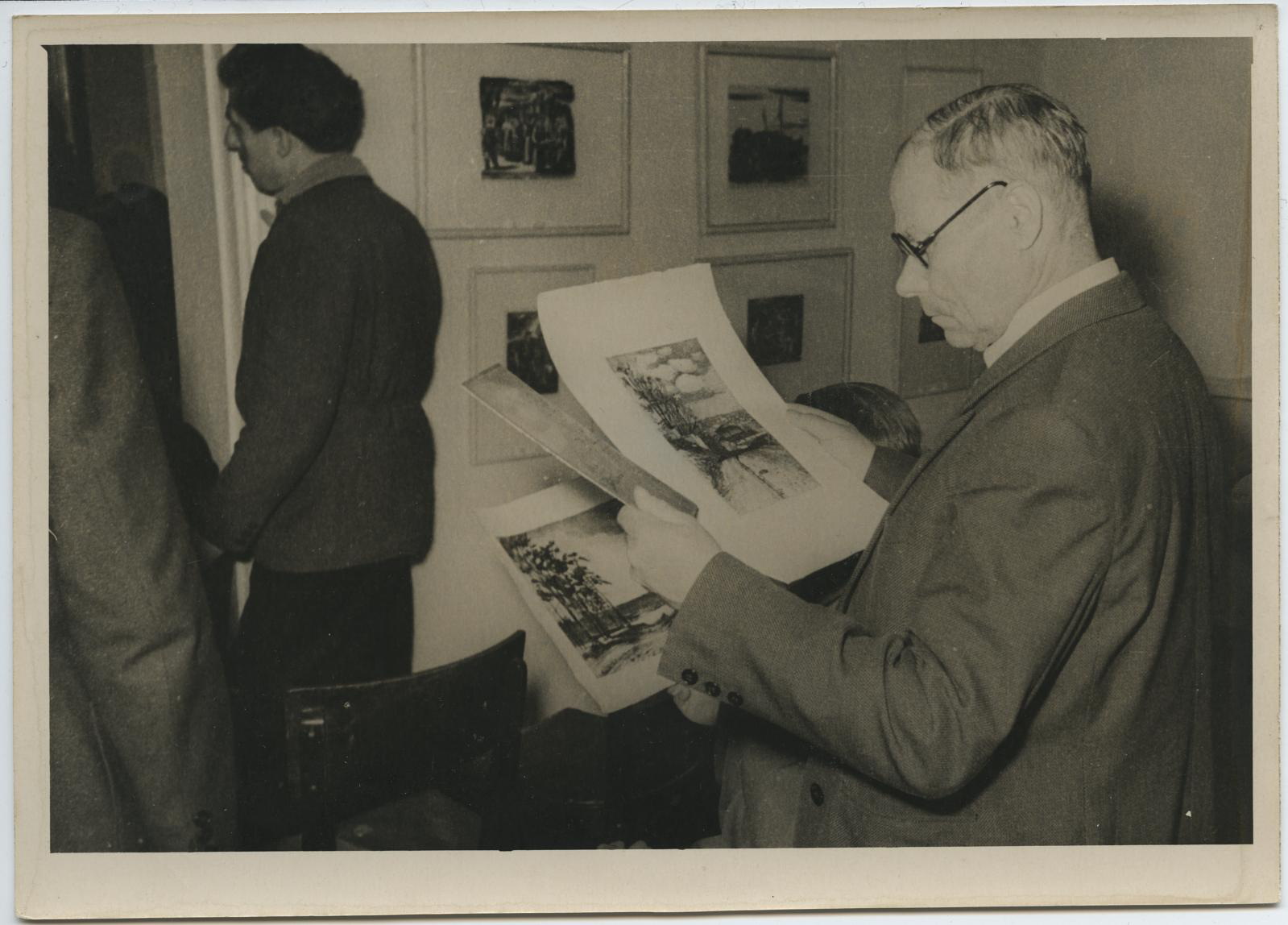 Loengute tsüklist "Kunstitehnikad" I vanema teadusliku töötaja Tiina Nurga loeng "Graafilised tehnikad" (litograafia, monotüüpia) 13. dets. 1960