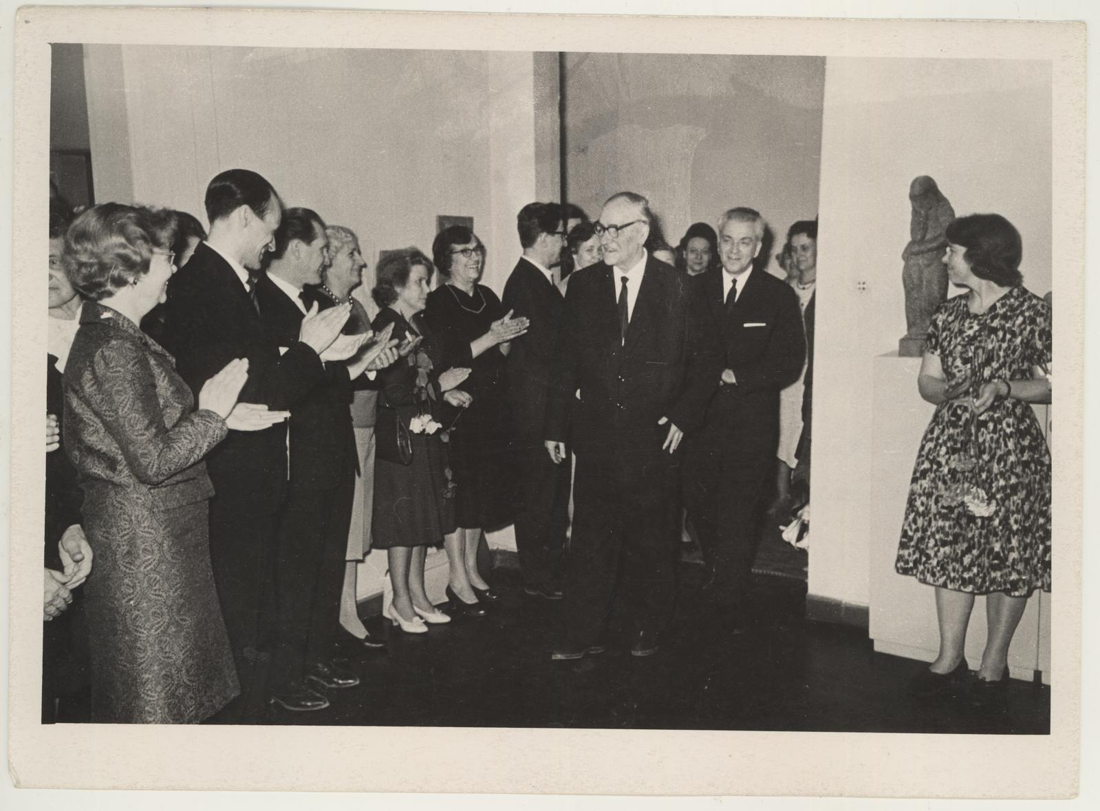 Prof. A. Starkopfi 75. sünnipäeva tähistava näituse avamise päeval 22. apr. 1964.