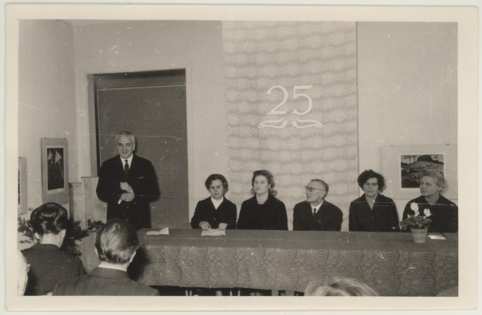 TKM-i III teaduslik konverents, millega tähistati muuseumi 25ndat aastapäeva 17.-18. nov. 1965. Kultuuriminister Albert Laus avab konverentsi.