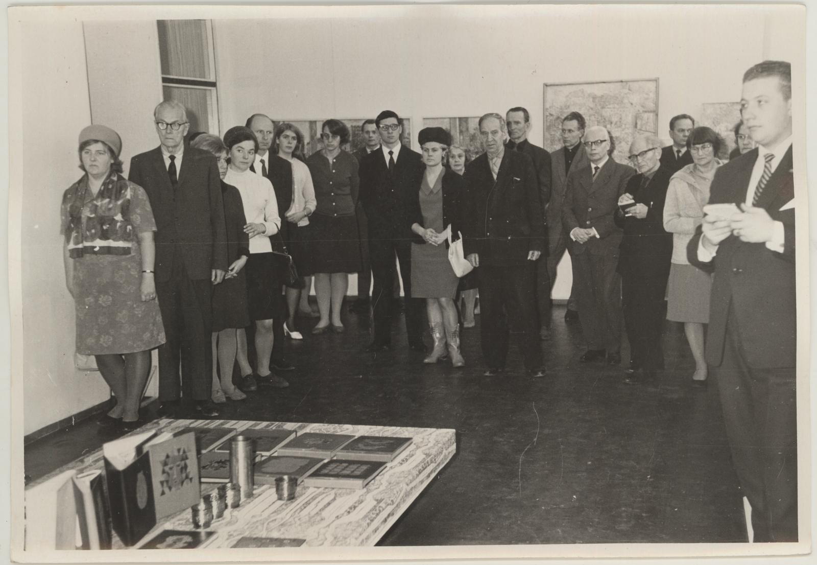 Prof. Adamson-Ericu teoste näituse avamine 19. nov. 1967. Vaade saali.