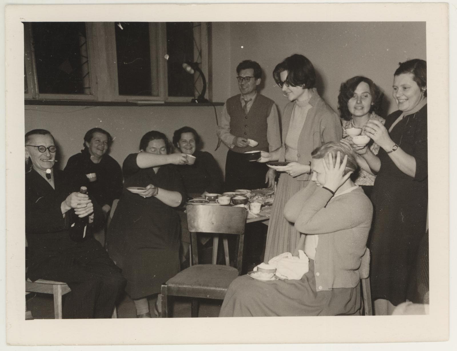 Tartu Riikliku Kunstimuuseumi külastajate konverentsile järgnevalt koosviibimiselt 17. jaan. 1961