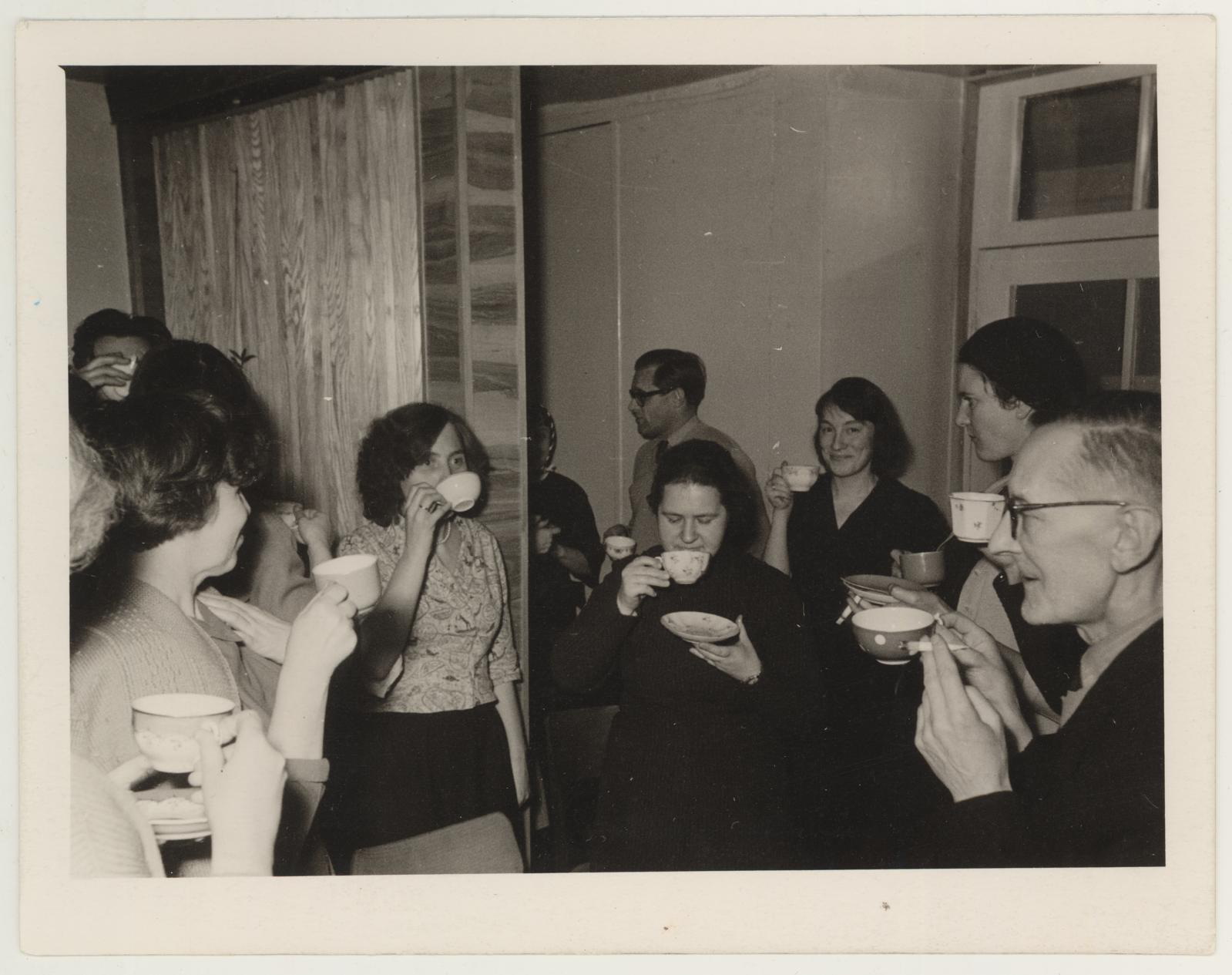 Tartu Riikliku Kunstimuuseumi külastajate konverentsile järgnevalt koosviibimiselt 17. jaan. 1961