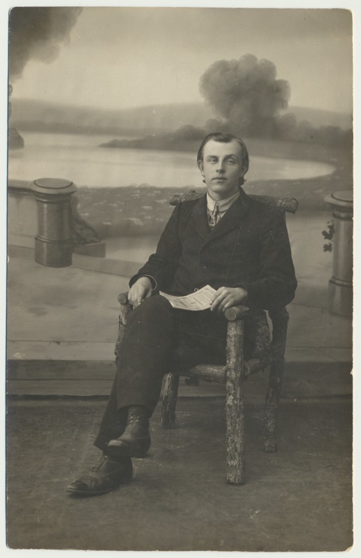 foto, Hendrik Adamson, täisportree, 1913