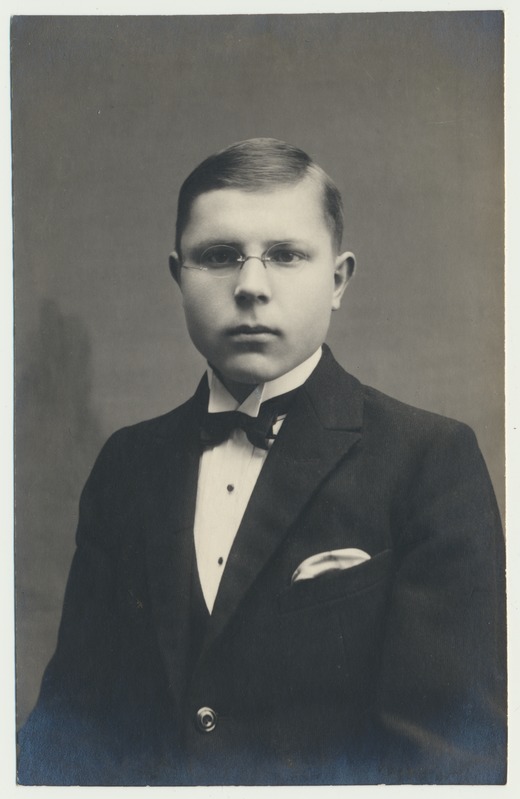 foto, Oskar Jaanson (Jaansoo), Suure-Jaani poeomanik, u 1925
