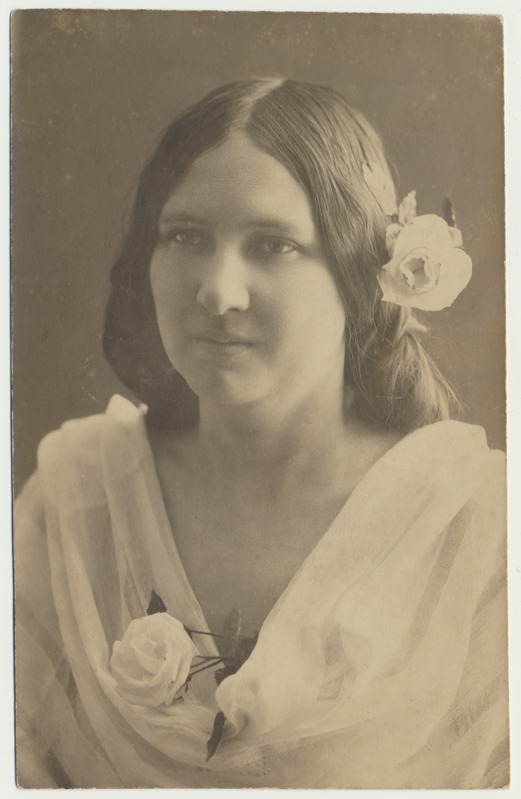 foto, Anna Melts, u 1920