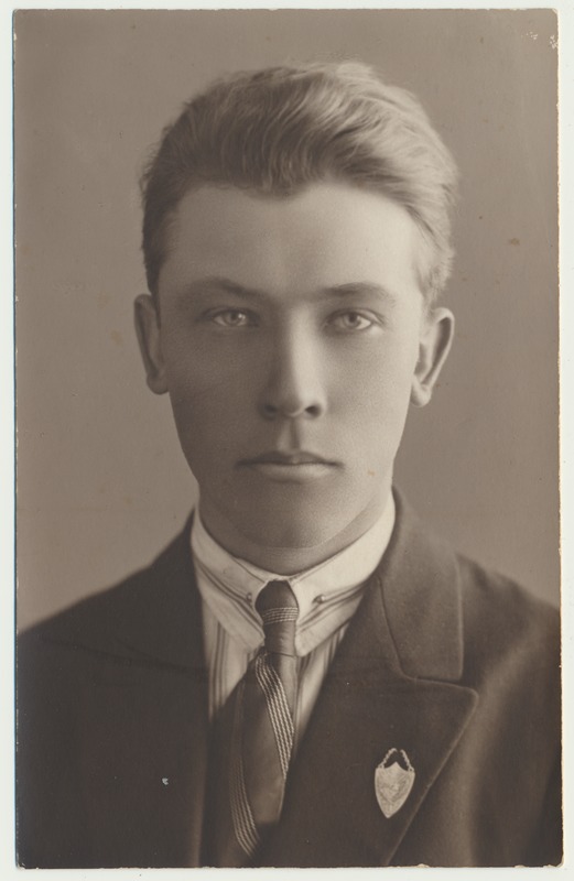 foto, Karl Oskar, u 1920, foto J. Hallikas ja M. Teng
