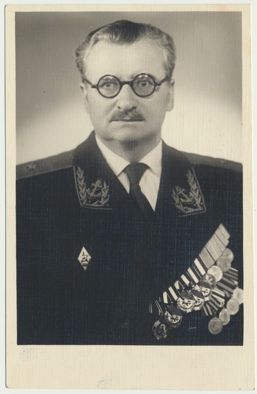foto, August Rull, u 1955