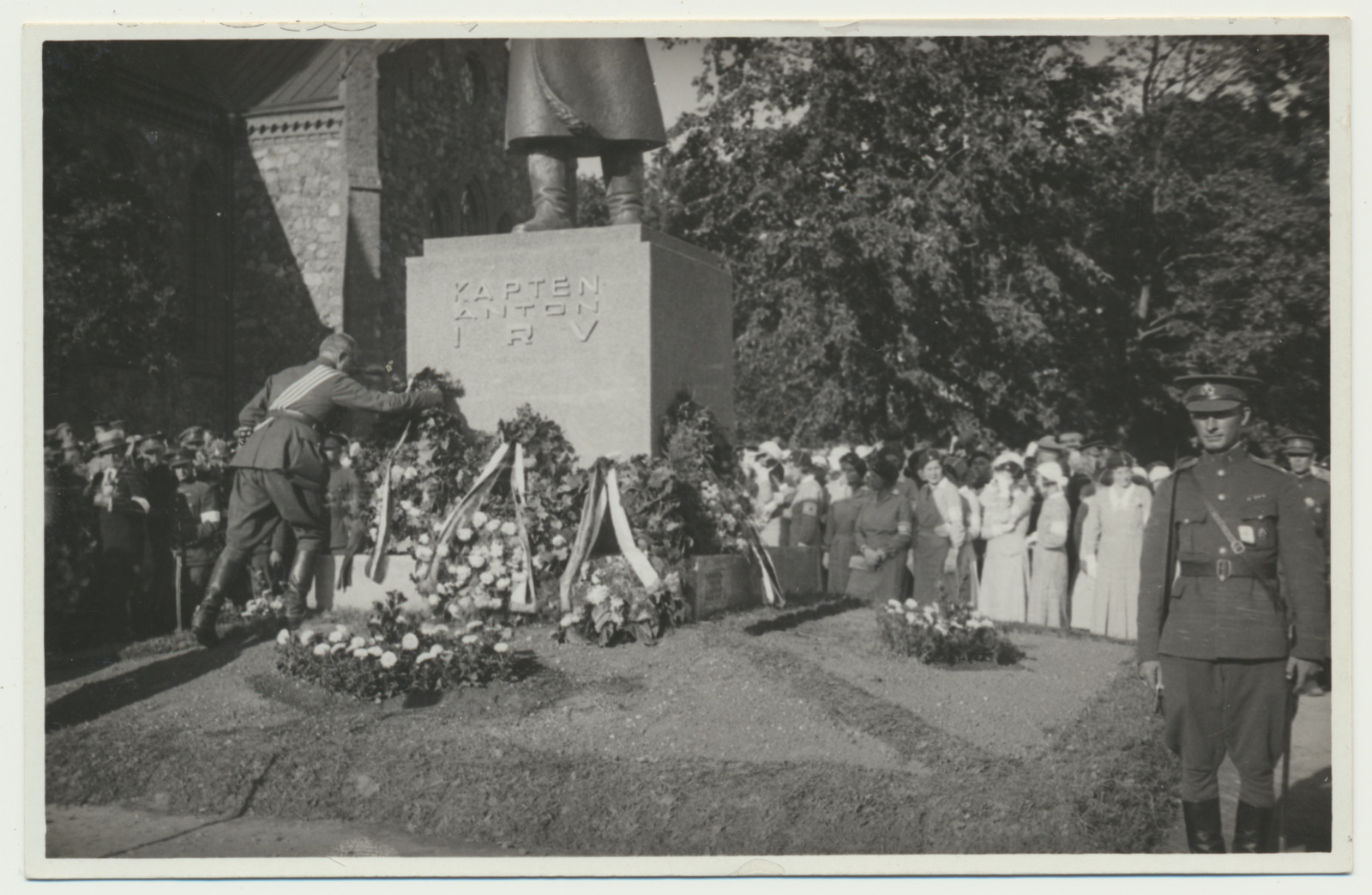 foto, kapten Anton Irve mälestussammas, avamine, 06.08.1933