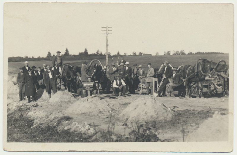 foto, Viljandimaa, Pärnu mnt, teeremont, 1930, foto A. Pruuly
