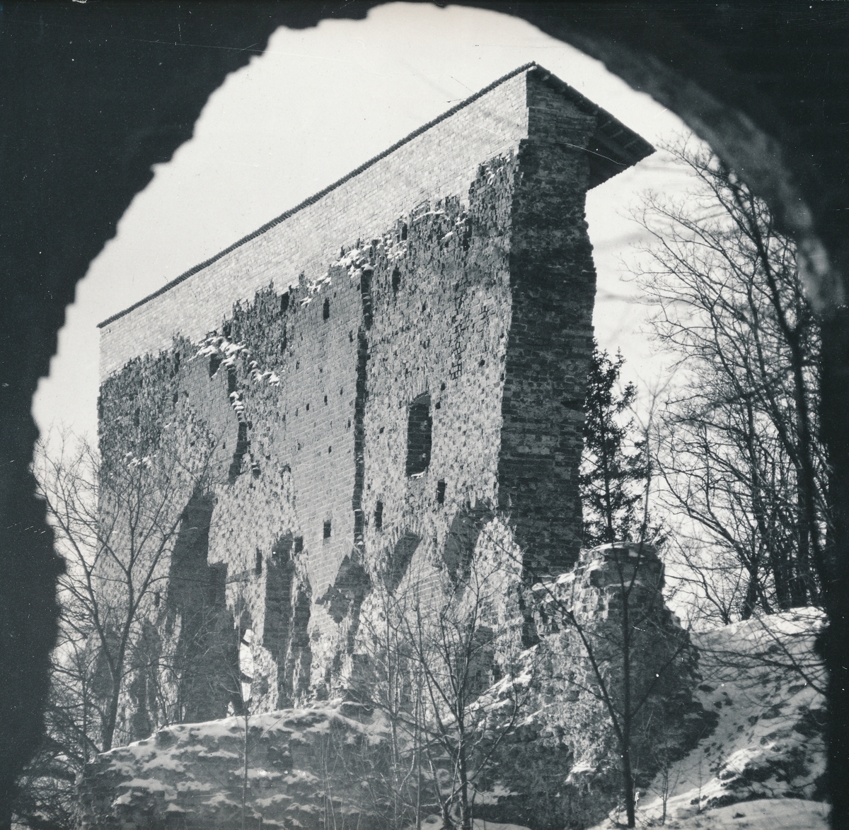 foto, Viljandi, lossimäed, Suurmüür, 1973, foto E. Veliste
