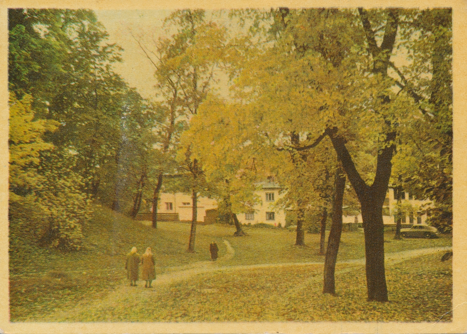 foto, Viljandi, lossipark (laululava läheduses), u 1969, foto R. Maran, värviline