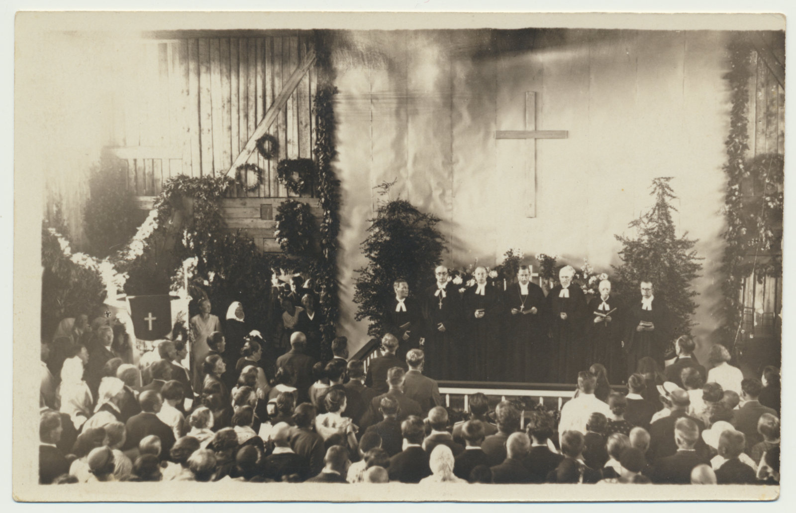 foto, Viljandimaa, Mõisaküla, kirik, sisevaade, pühitsemine, 1927?