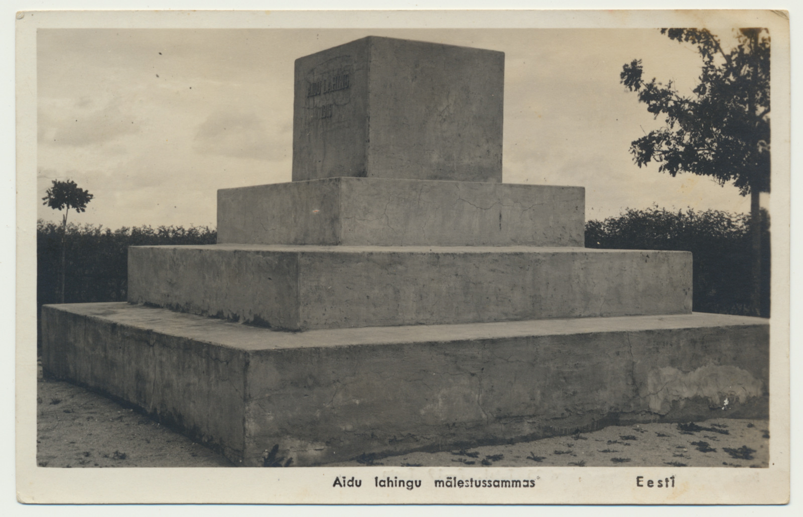 foto, Aidu lahingu mälestussammas, u 1935