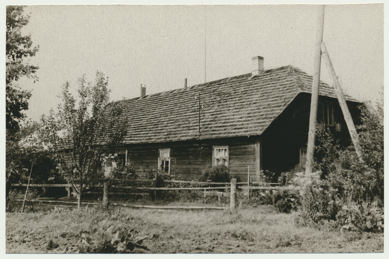 foto, Viljandimaa, Ivaski küla, Lubjassaare talu, u 1970, foto L. Vellema