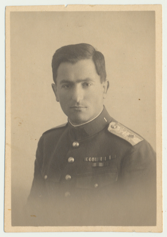 foto, Rudolf Mageri sõjaväekaaslane, rinnaportree, 1928