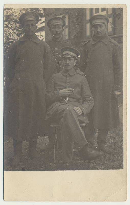 foto, Preisimaa?, vangilaager, 4 meest, sh J. Sprenk, u 1915