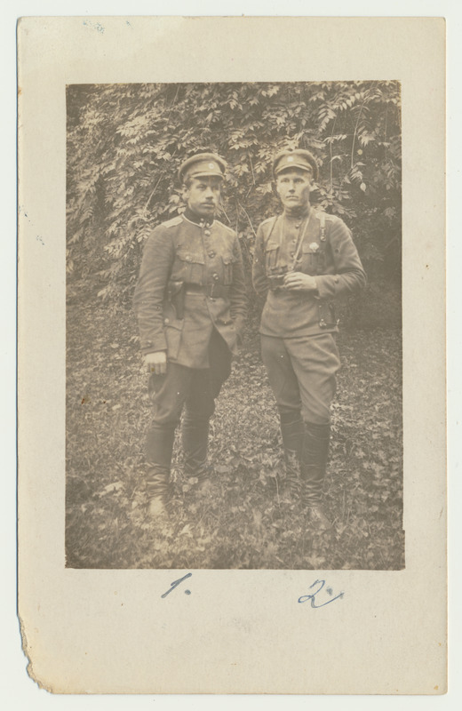 foto, Läti, Lettini mõis, August Leisk ja leitnant Eerik, 1919