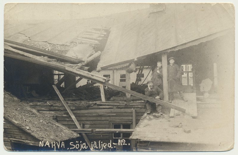 foto, Narva, poolpurustatud elumaja, aprill 1919