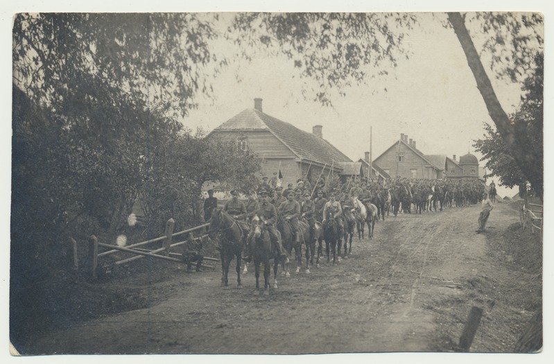 foto, Eesti Vabadussõda, ratsapolk, 4. eskadron, Läti, mai 1919
