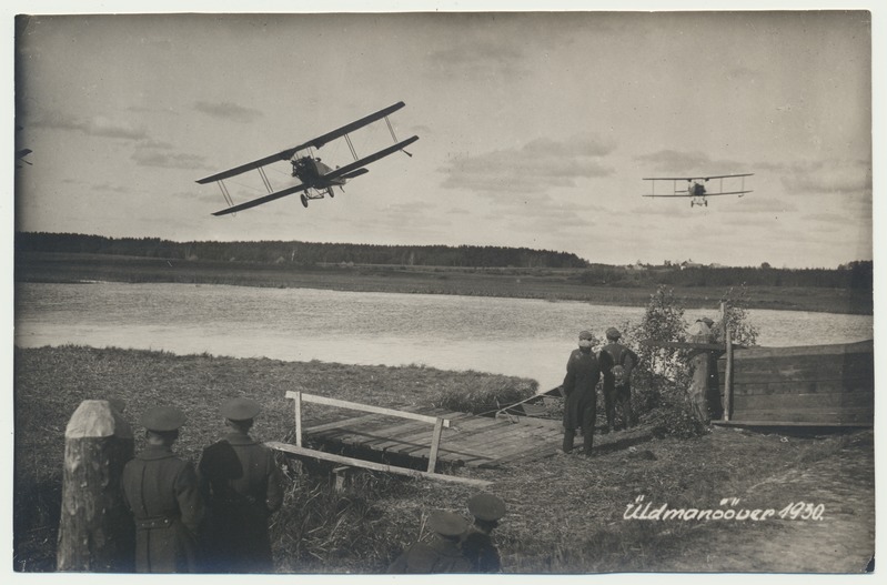 foto, Eesti Kaitsevägi, üldmanööver, 2 lennukit, september 1930