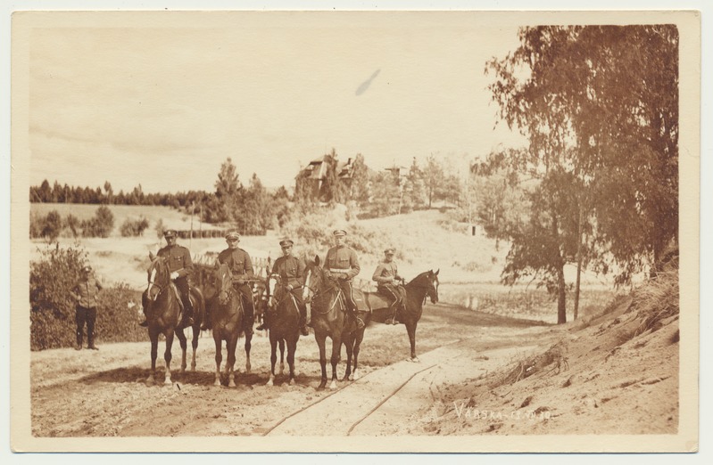 foto, Värska sõjaväelaager, 5 sõjaväelast hobustel, 13.07.1930