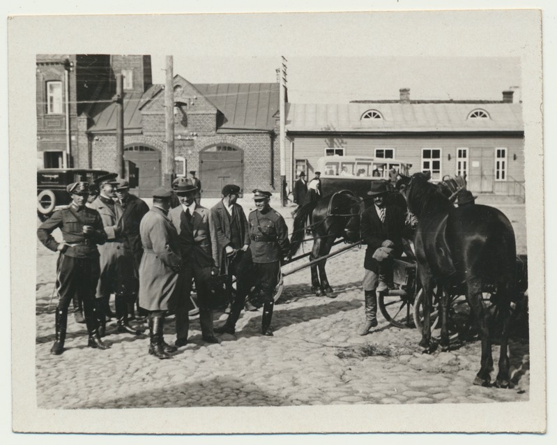 foto, Petseri, hobuste ostmine sõjaväele, 1934