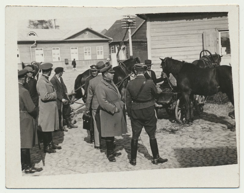 foto, Petseri, hobuste ostmine sõjaväele, 1934