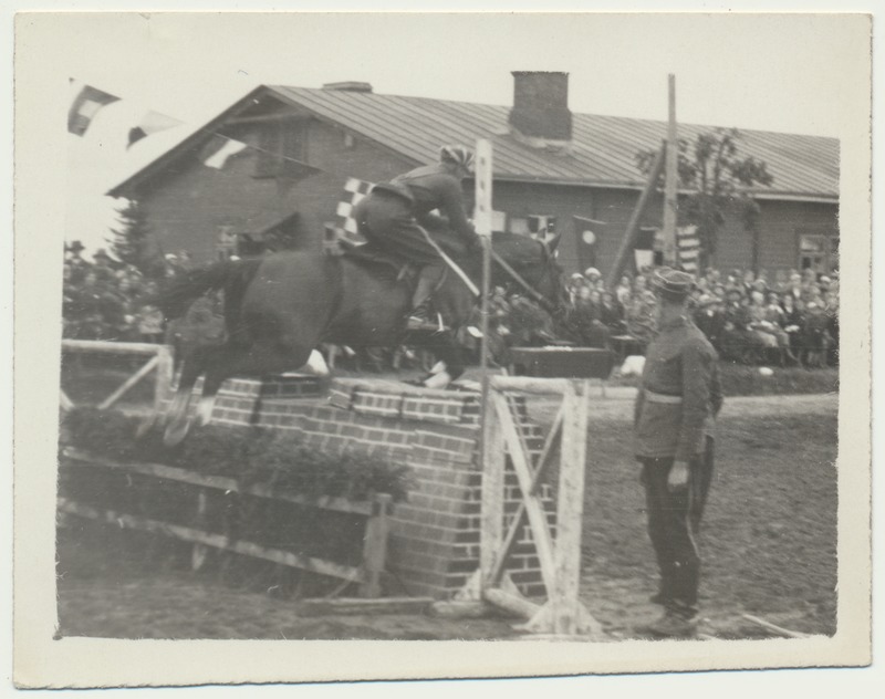 foto, Tartu, ratsarügement, ratsavõistlused, 1935