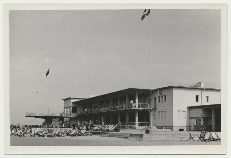 foto, Pärnu, rannakohvik, 1939, foto T.  Parri?