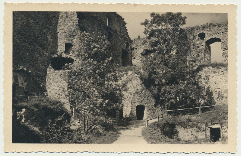 fotopostkaart, Haapsalu piiskopilinnus, 1937, foto J. Triefeldt
