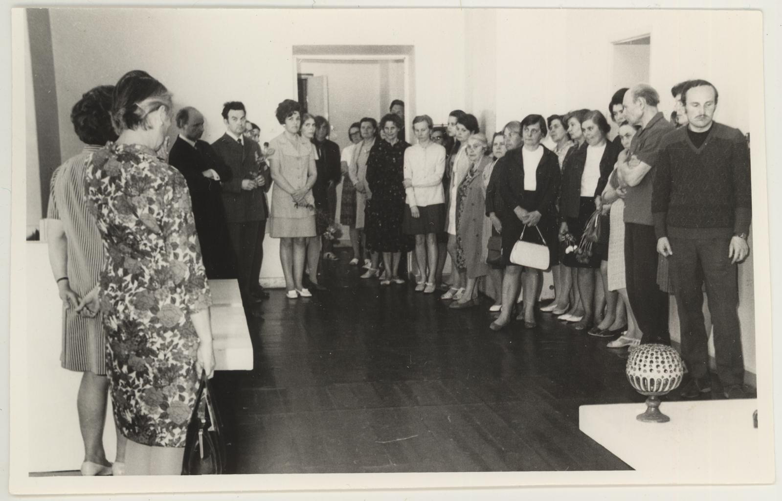 Helene Kuma keraamikanäituse avamine 21.05.1971. Vaade näitusesaali.
